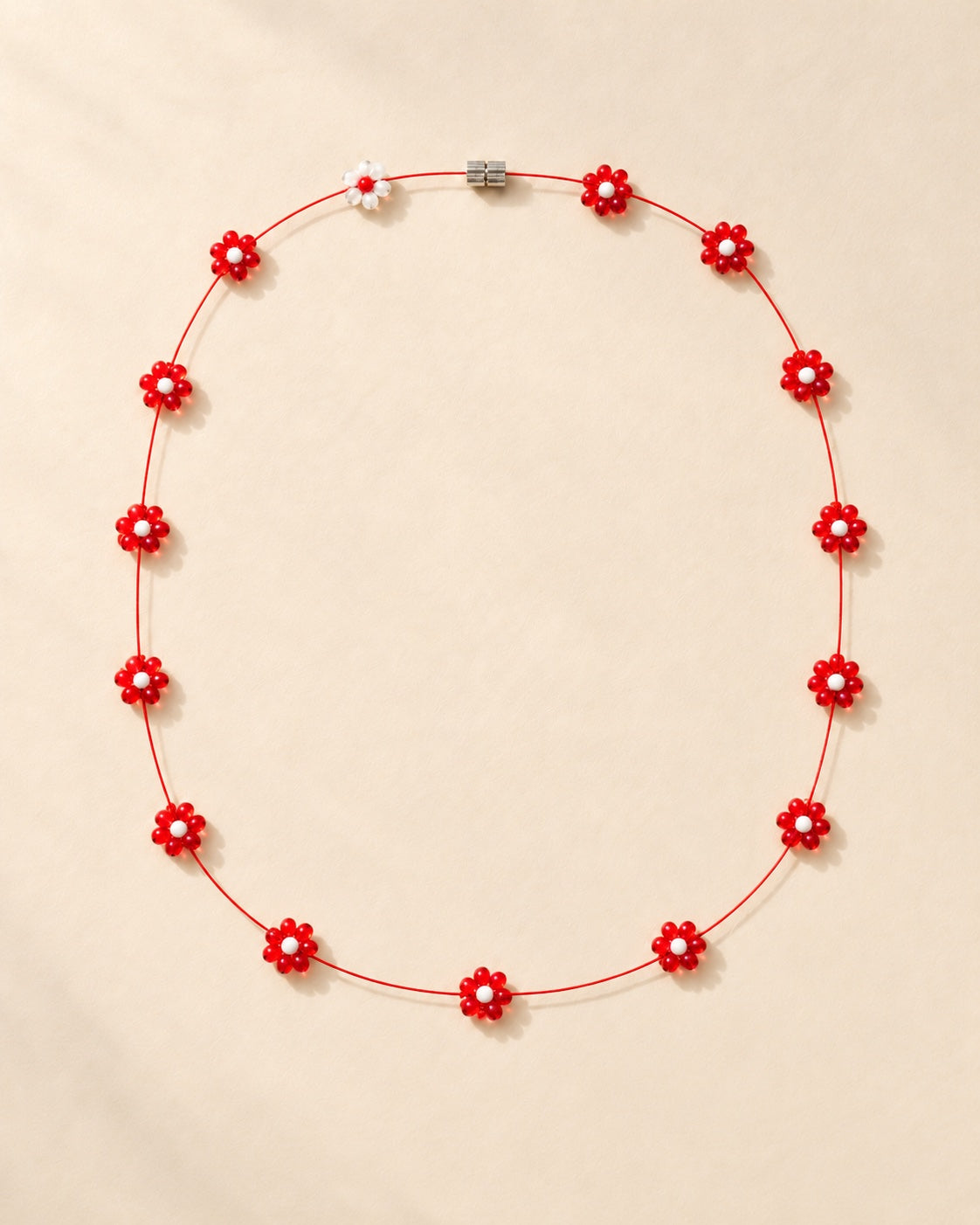 PARIS LATINO — necklace detail